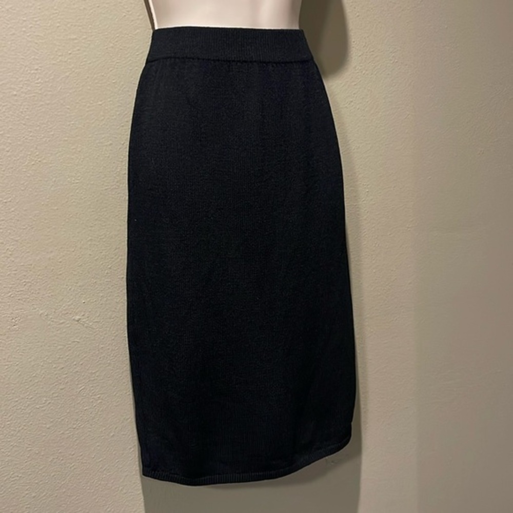 St. John Collection Black knit Skirt M